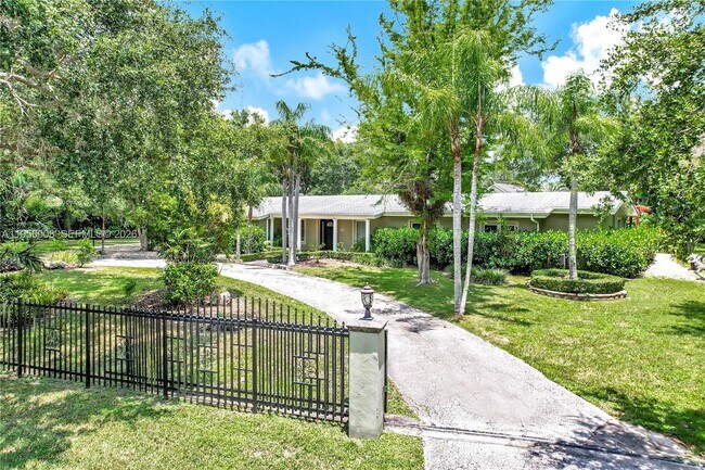 Photo - 6551 SW 126th St