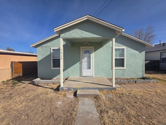 Building Photo - Move in ready!