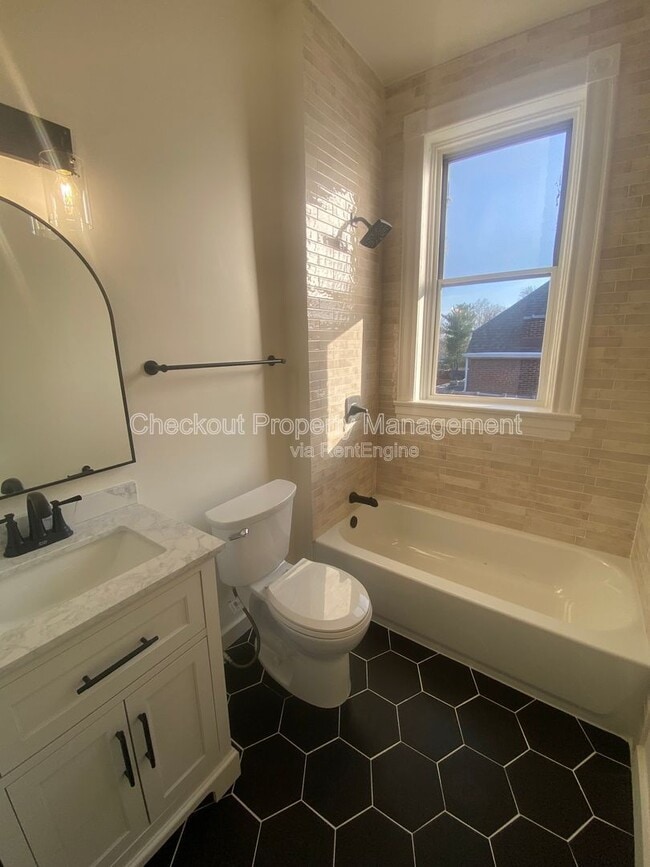 Photo - 4716 Louisiana Ave Unidad 2F