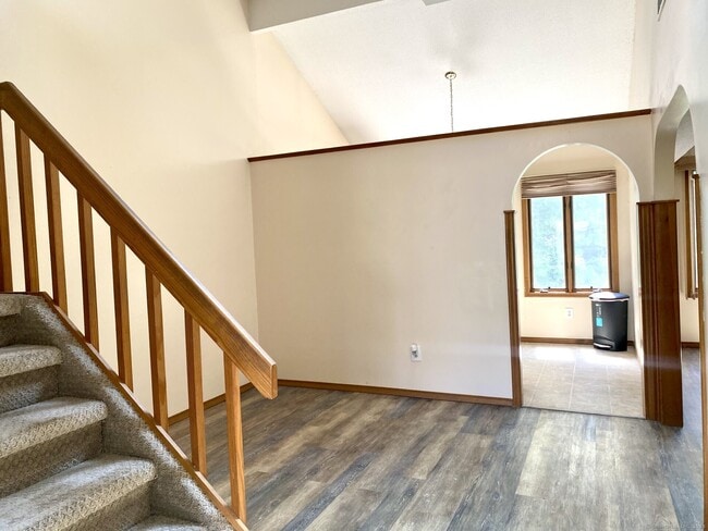 Photo - 101 Copper Beech Dr Unit 101