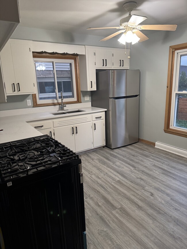 Photo - 3537 N 85th St