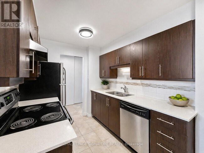 Photo - 2825 Islington Ave. Unit 905