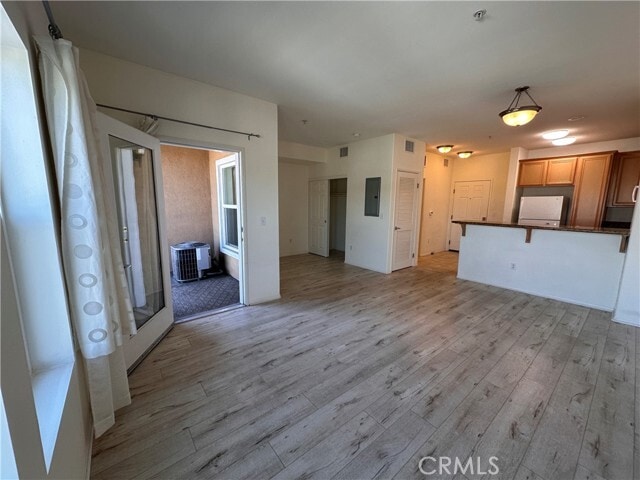 Photo - 3550 Torrance Blvd Unidad 215