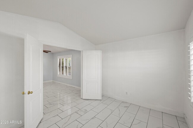 Photo - 1940 N 128th Dr
