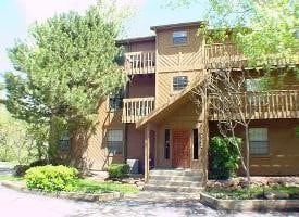 Photo - 2BR/2BA, vaulted ceilings, pool, parking, W/D included, more! (SC308)