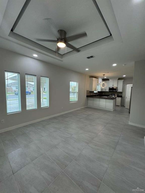 Photo - 13 Clarence Dr Unit 3