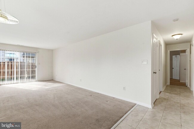 3403 Waltham Ct