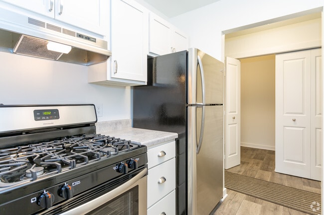 El Abeto - Cocina - Ramblewood Apartments