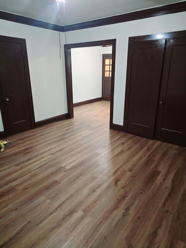 831-833 College Ave - 12 Family (ACE PROPE... - 831-833 College Ave - 12 Family (ACE PROPE... Apartment Unit 1