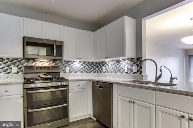 Building Photo - 20575 Snowshoe Square Unit 201 Rental