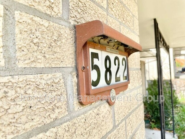 Photo - 5822 E 35th St