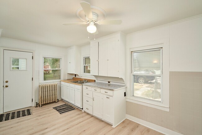 Photo - 221 Mulberry St