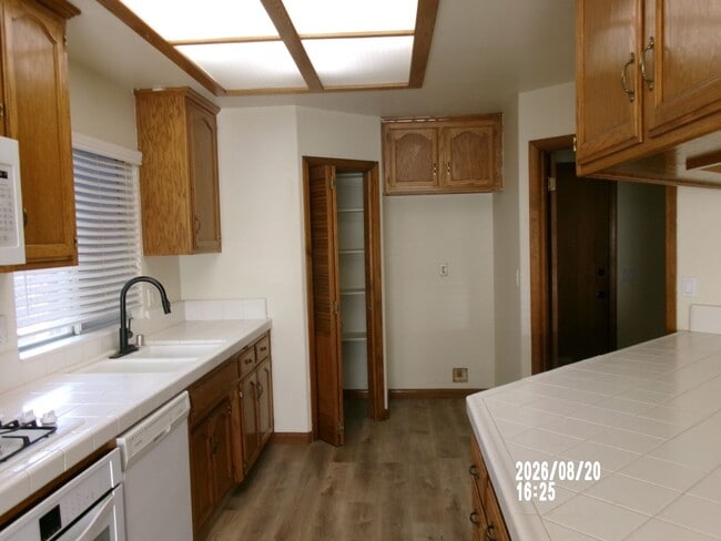 5103 Swaps Ct