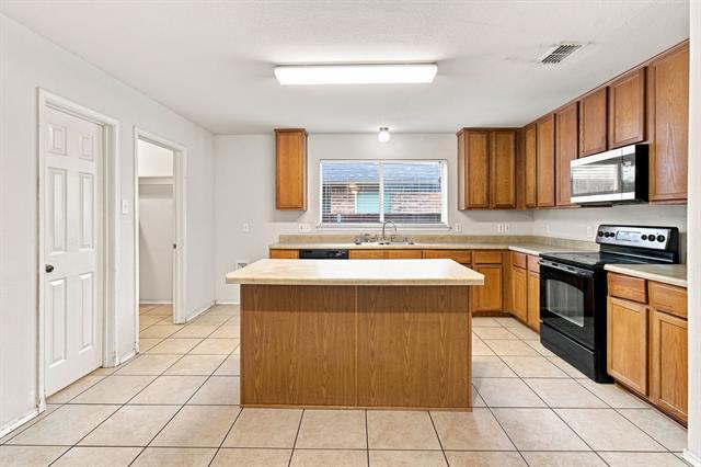 Photo - 5905 Calloway Dr