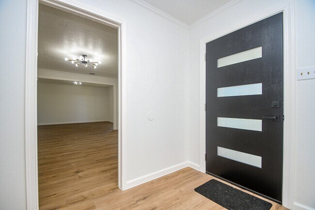 Photo - 7703 Braesridge Ct