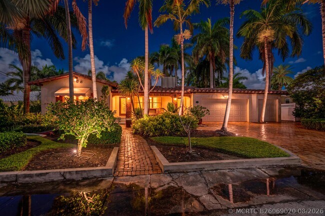 Photo - 627 Solar Isle Dr
