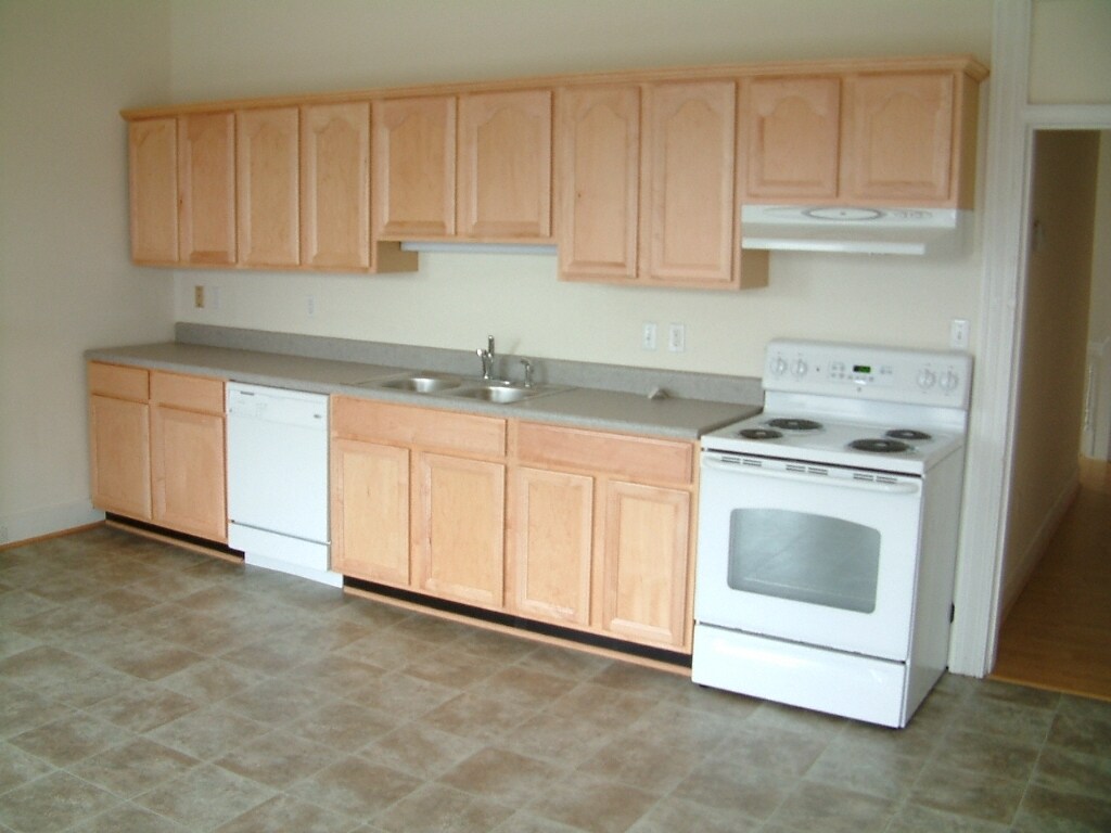 Cocina - 417 W Grace St