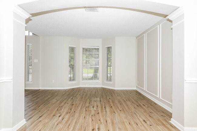 Photo - 740 Pateway Ct