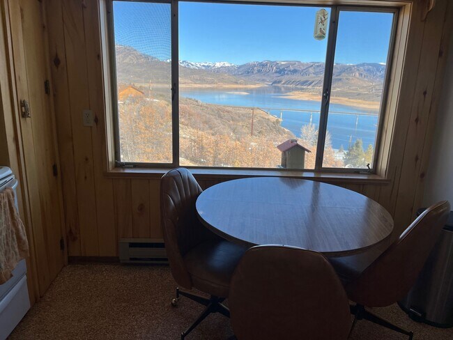 Photo - 1043 Cove Rd