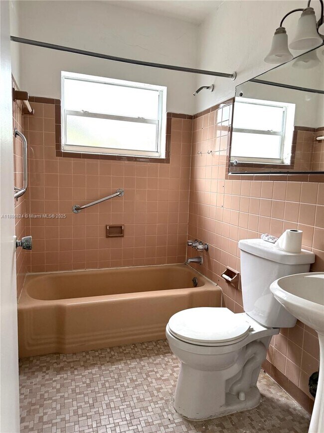 Photo - 1788 SW 7th St Unit 4