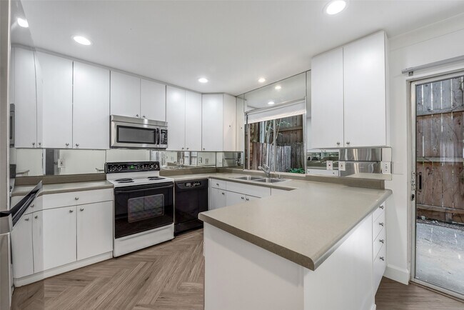 Photo - 4040 San Felipe St Unit True