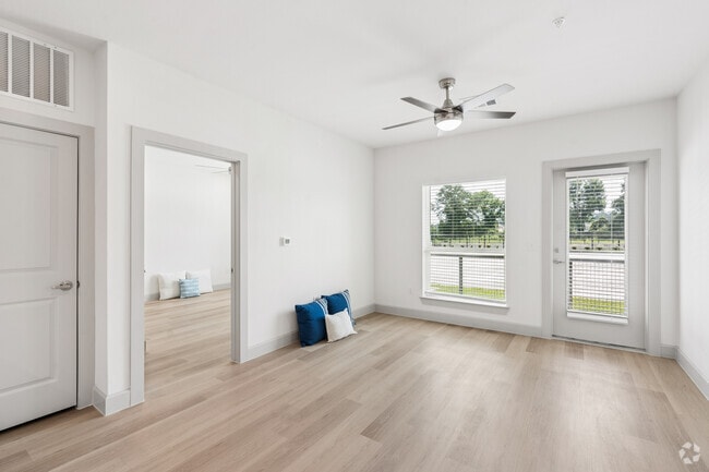 2BR, 2BA - 1,129SF - Living Room