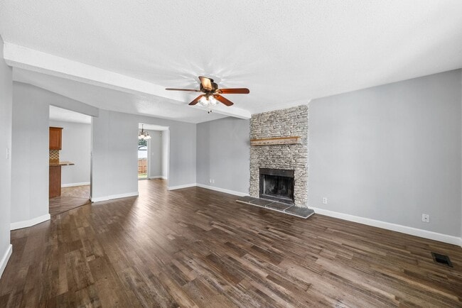 Photo - 3851 Man O War Blvd