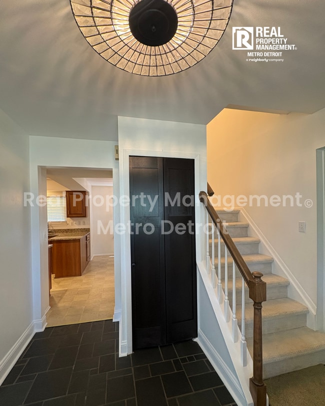 Photo - 3028 Caswell Dr