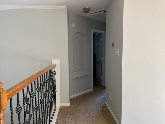 Photo - 1822 Laurel Oaks Dr