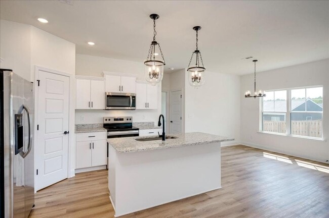 Photo - 814 Sweet Grass Cir