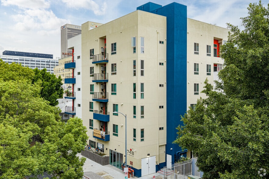 Building Photo