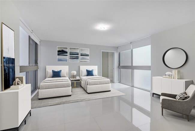 Photo - 2950 NE 188th St Unidad 142
