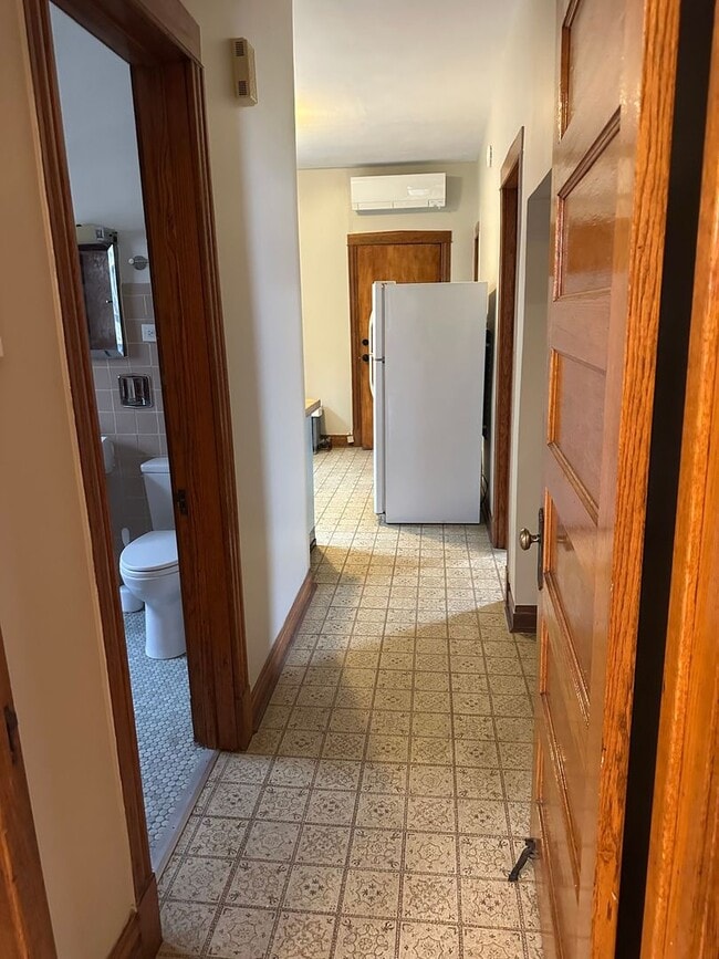 Photo - 2611 W Walton St