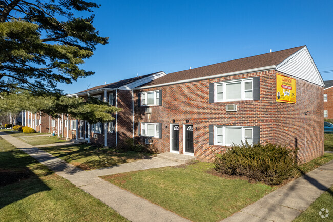 South Bridge Gardens - South Bridge Gardens Apartments