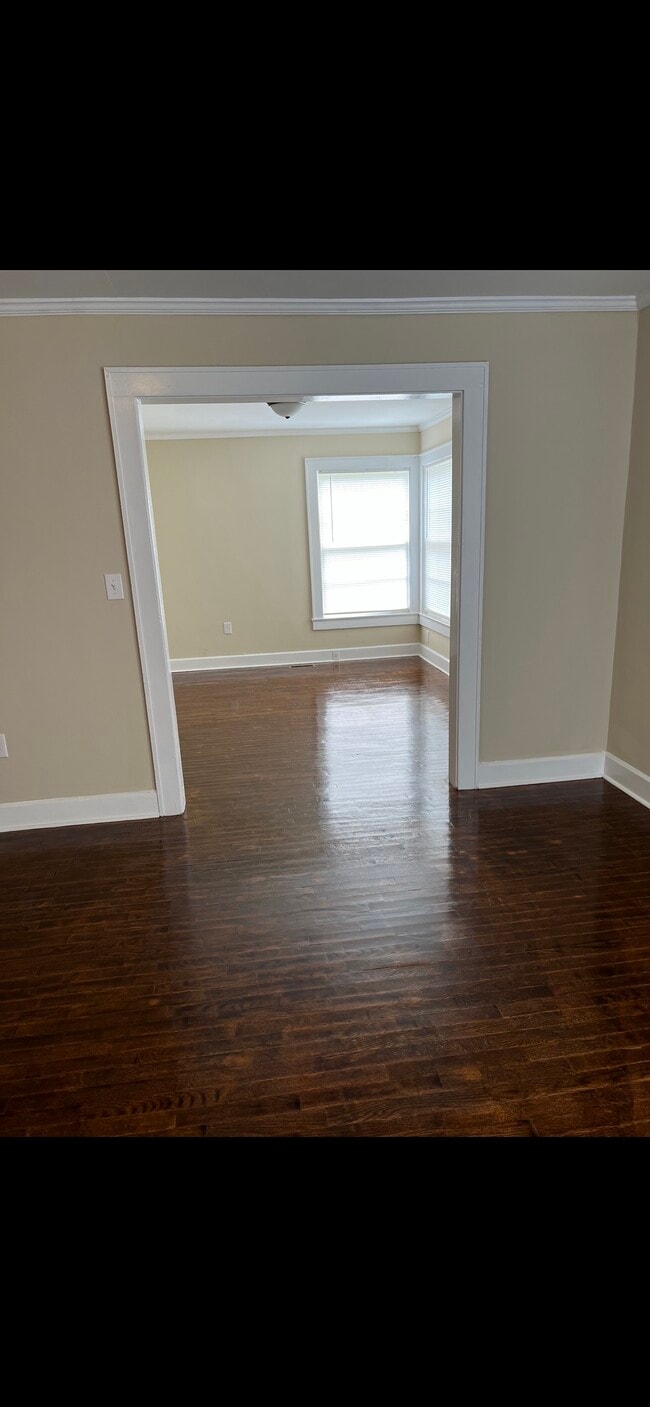 Dining room - 703 Clark St Unit #1