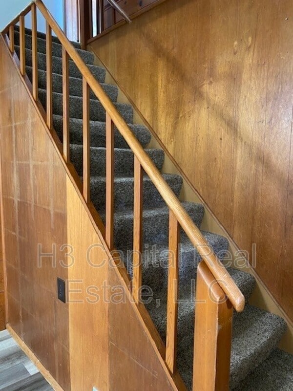 Photo - 115 N Border St