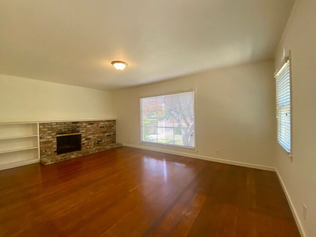 Photo - Charming Palo Alto Single-Story Home – 3 Bed / 1.5 Bath