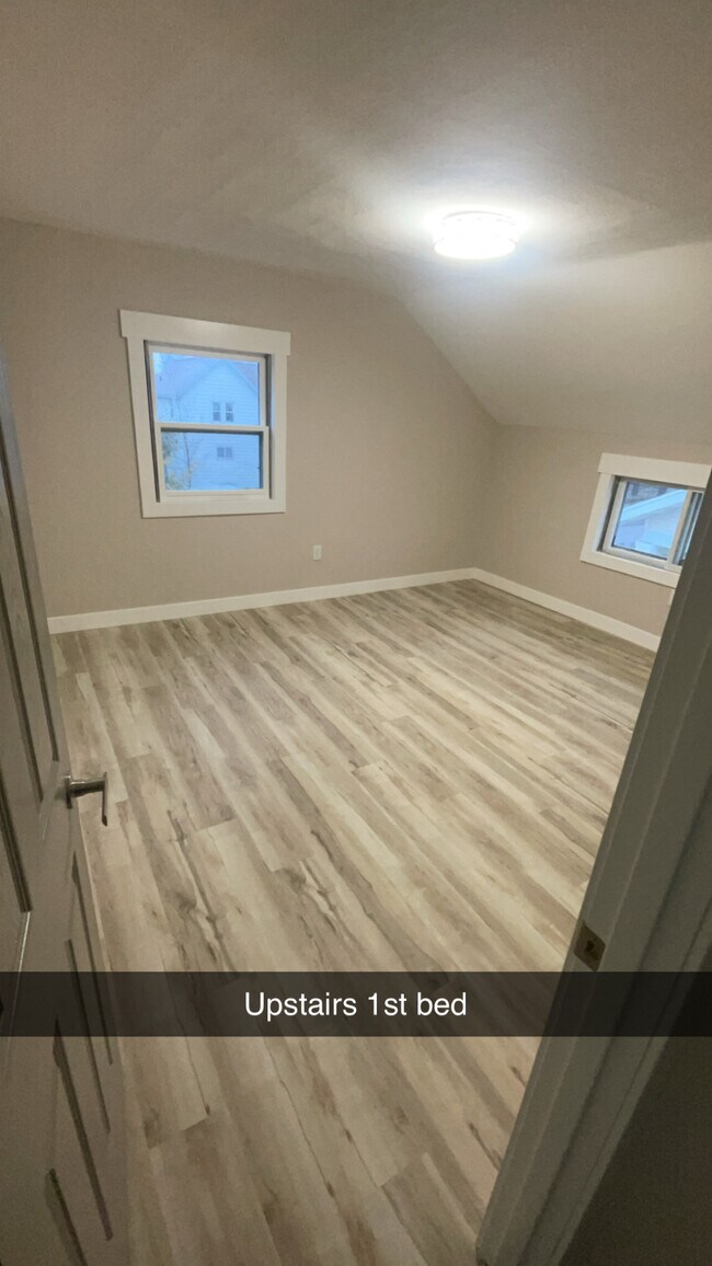 Photo - 702 S 9th Ave