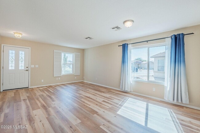 Photo - 10095 N Mill Crossing Way