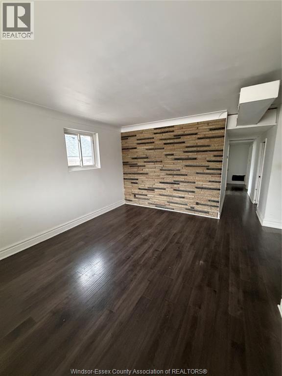 Photo - 2250 Howard Ave