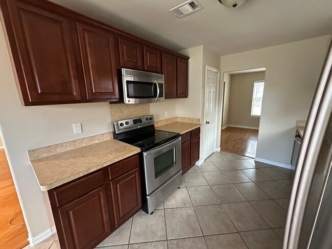 Photo - 3011 Lockmoor Ln