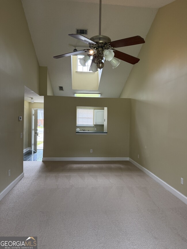 Photo - 205 St Charles Pl