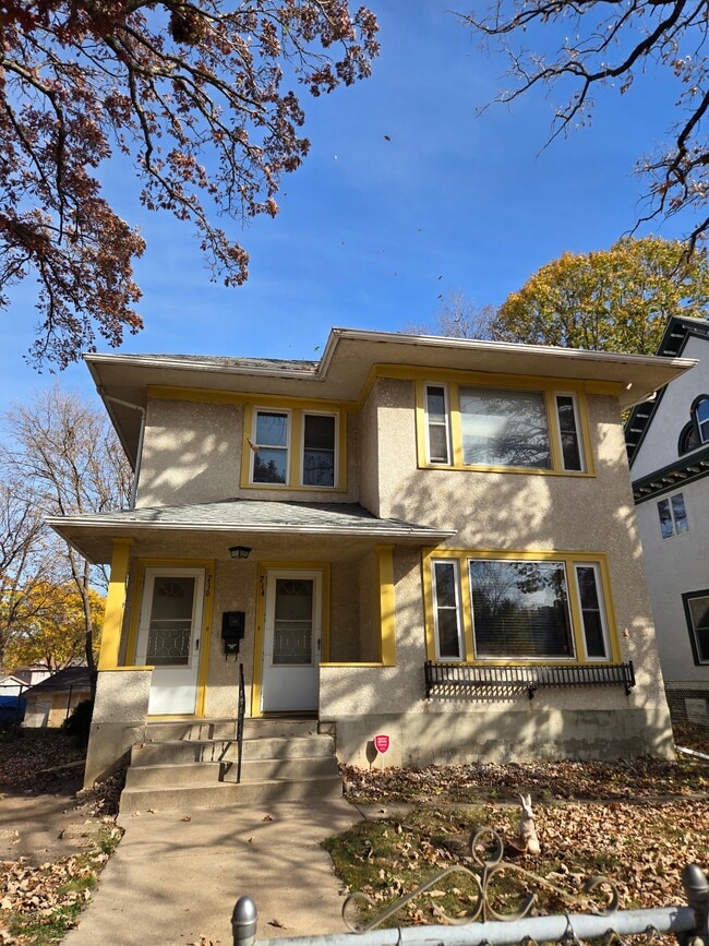 Photo - 716 Elwood Ave N Unit Upper Level