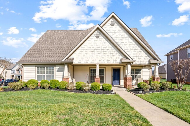 Building Photo - Pet Friendly Three Bedroom with Bonus!