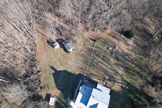 6233 Southern Maryland Blvd