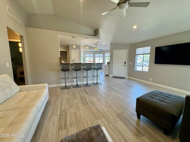 Photo - 8835 W Michelle Dr