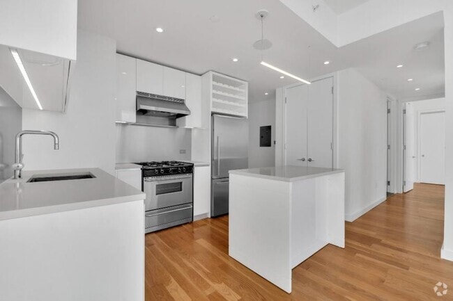 Building Photo - 2 bedroom in Brooklyn NY 11201 Unit 21C Rental