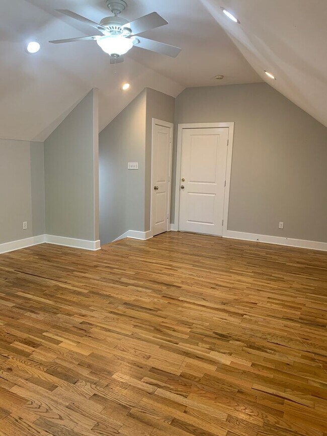 Photo - 3207 Hampton Rd Unit A