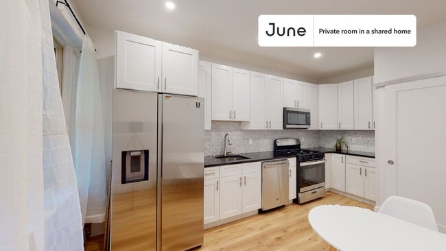 Photo - Room in Shared 5 bed/2 bath home Unidad B