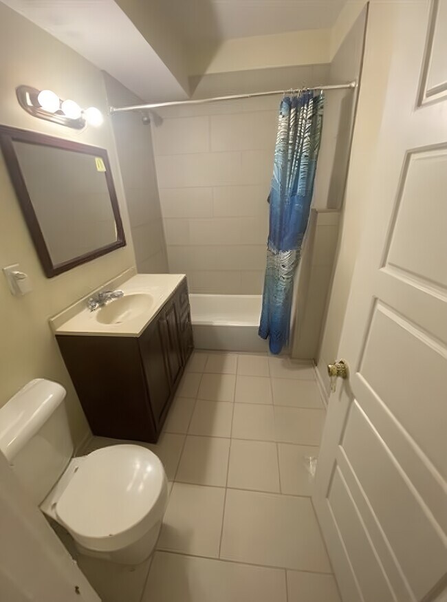 Photo - 102 Saxton St Unit 3